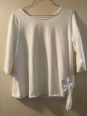 White Belle 3/4 Sleeve Tie-Hem Top